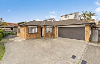 9 Claywest Place, Glen Eden