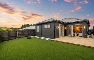70 Huanui Drive, Orewa
