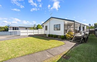 243A Port Road, Whangamata