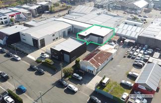 High-Stud and Modern Warehouse & Office