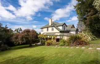 9 Scarba Street, Roslyn
