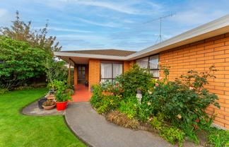 1 Orielton Place, Gleniti