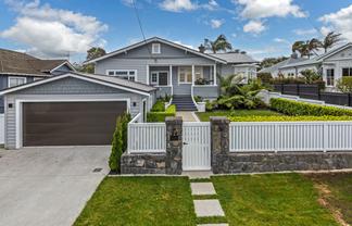 24 Norwood Road, Bayswater