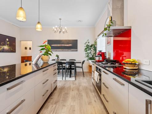 88 Victoria Road, Saint Kilda