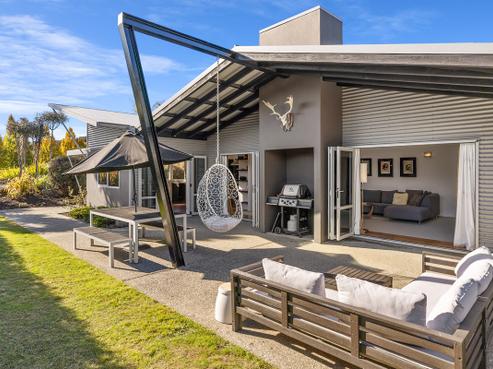 16 Allenby Place, Wanaka