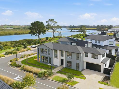 17 Catalina Avenue, Rosehill