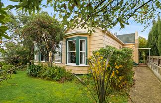 108 Eglinton Road, Mornington