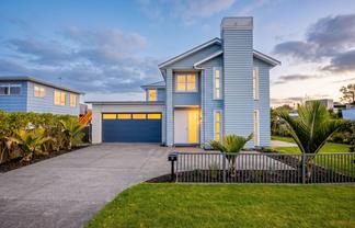 61 Red Beach Road, Red Beach