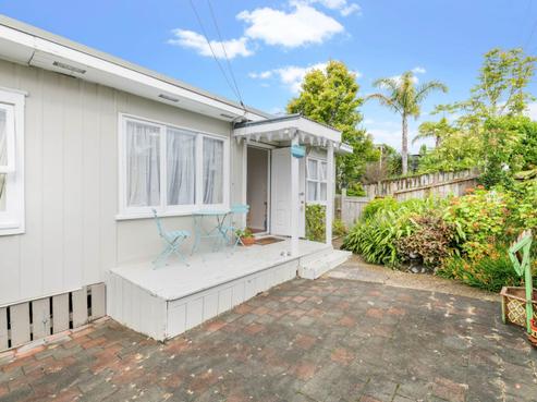 25 Penton Road, Stanmore Bay