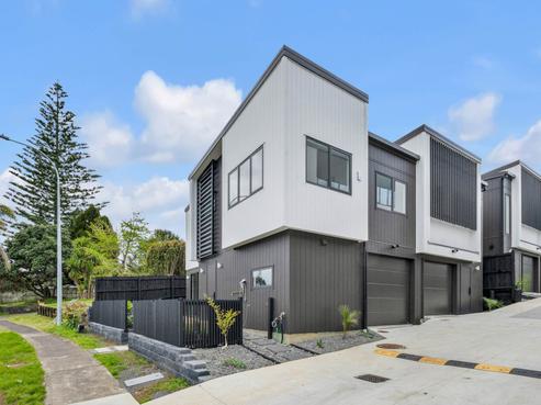 8/24 Great South Road, Manurewa