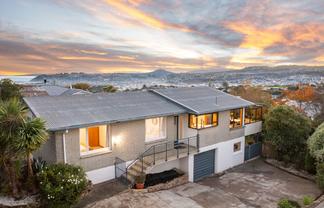 239 Highcliff Road, Shiel Hill