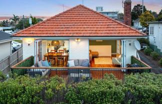 37 Onewa Road, Northcote