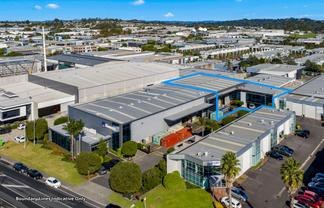 1,323 sqm Modern Industrial HQ