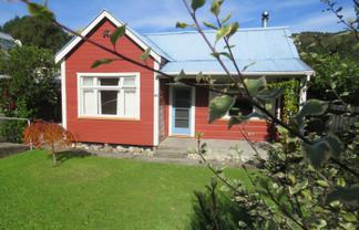 39 Shiel Street, Reefton
