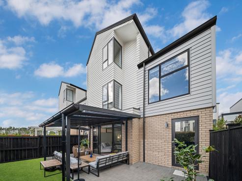 4 Manahau Lane, Flat Bush