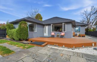 1/397 Sawyers Arms Road, Harewood