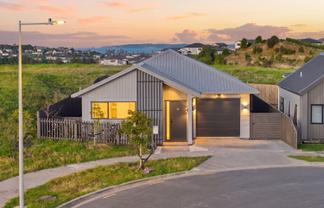 98 Huanui Drive, Orewa