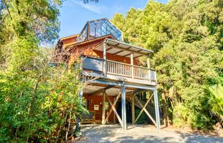 25 Hartmount Place, Te Miko