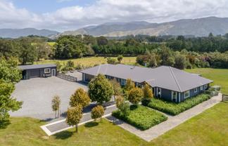 306A Woodside Road, Woodside