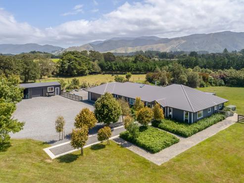 306A Woodside Road, Featherston