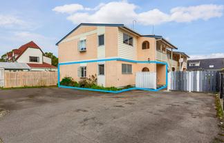 1/16 Tama Street, Alicetown