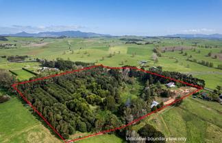 8 Draffin Road, Poroti