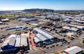 Vacant Industrial with Main Street Exposure