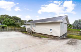 268a Bairds Road, Otara
