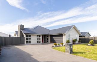 4 Ruahine Road, Poraiti