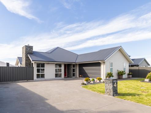 4 Ruahine Road, Poraiti