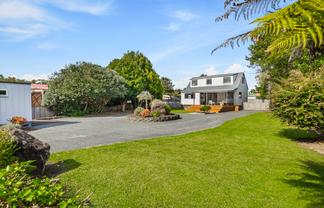 15 Taupaki Road, Taupaki