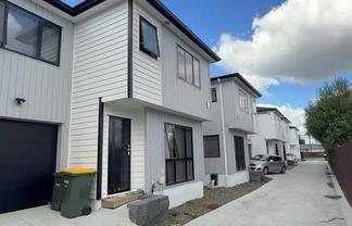 4/174B Clevedon Road, Papakura