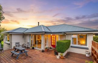 79 Weston Road, Weston