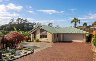 43 Unsworth Drive, Unsworth Heights