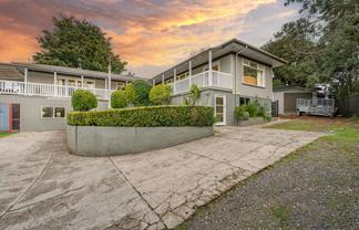 114 Tuhikaramea Road, Dinsdale