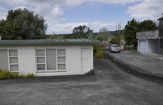 12A Rugby Place, Kamo