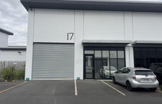 Modern 147sqm industrial unit