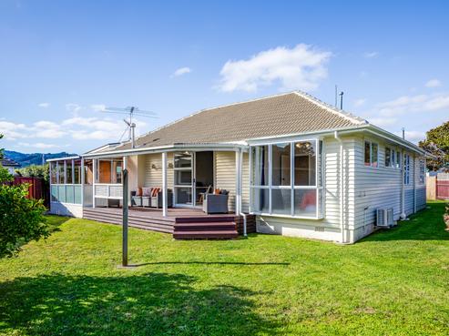 99 Thackeray Street, Trentham