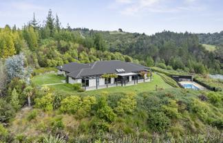 550 Redwood Valley Road, Redwood Valley