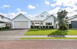 306 Waterways Parade, Pauanui