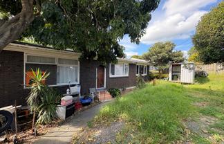 19  Sherwood Avenue, Te Atatu South