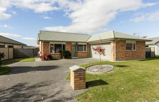 7 Forbury Way, Taradale