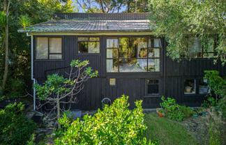 611 Blockhouse Bay Road, Blockhouse Bay