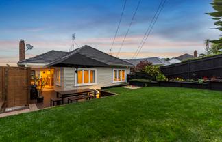 19 Riddell Road, Glendowie