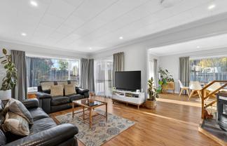 13 Bryant Road, Brightwater