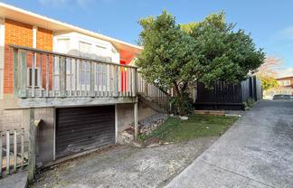 2/38 Whytehead Crescent, Kohimarama