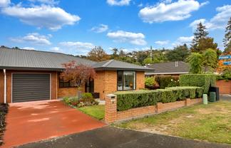 1/1 Torvill And Dean Lane, Cashmere