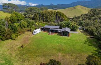106A Horongaherehere, Whangapoua