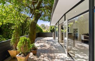 85 Nicholson Road, Khandallah