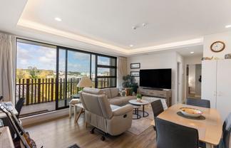 408/22 Library Lane, Albany